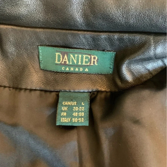 Vintage Danier black leather vest size L - Picture 9 of 13